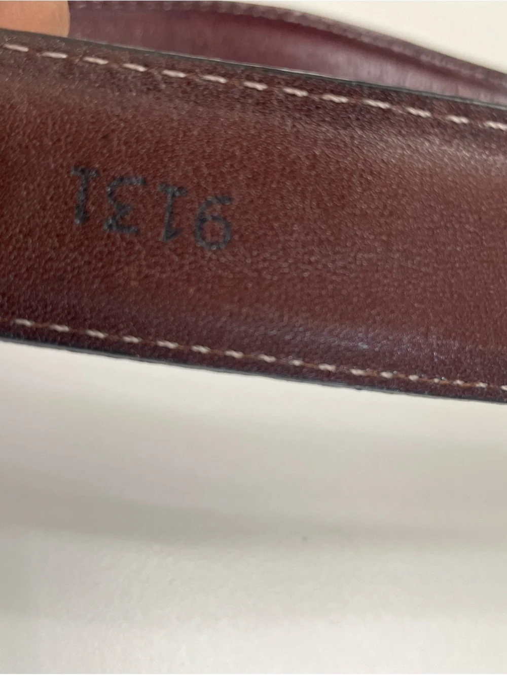 Vintage Dooney & Bourke Men's Burgundy Leather Belt Solid Brass Buckle size 34